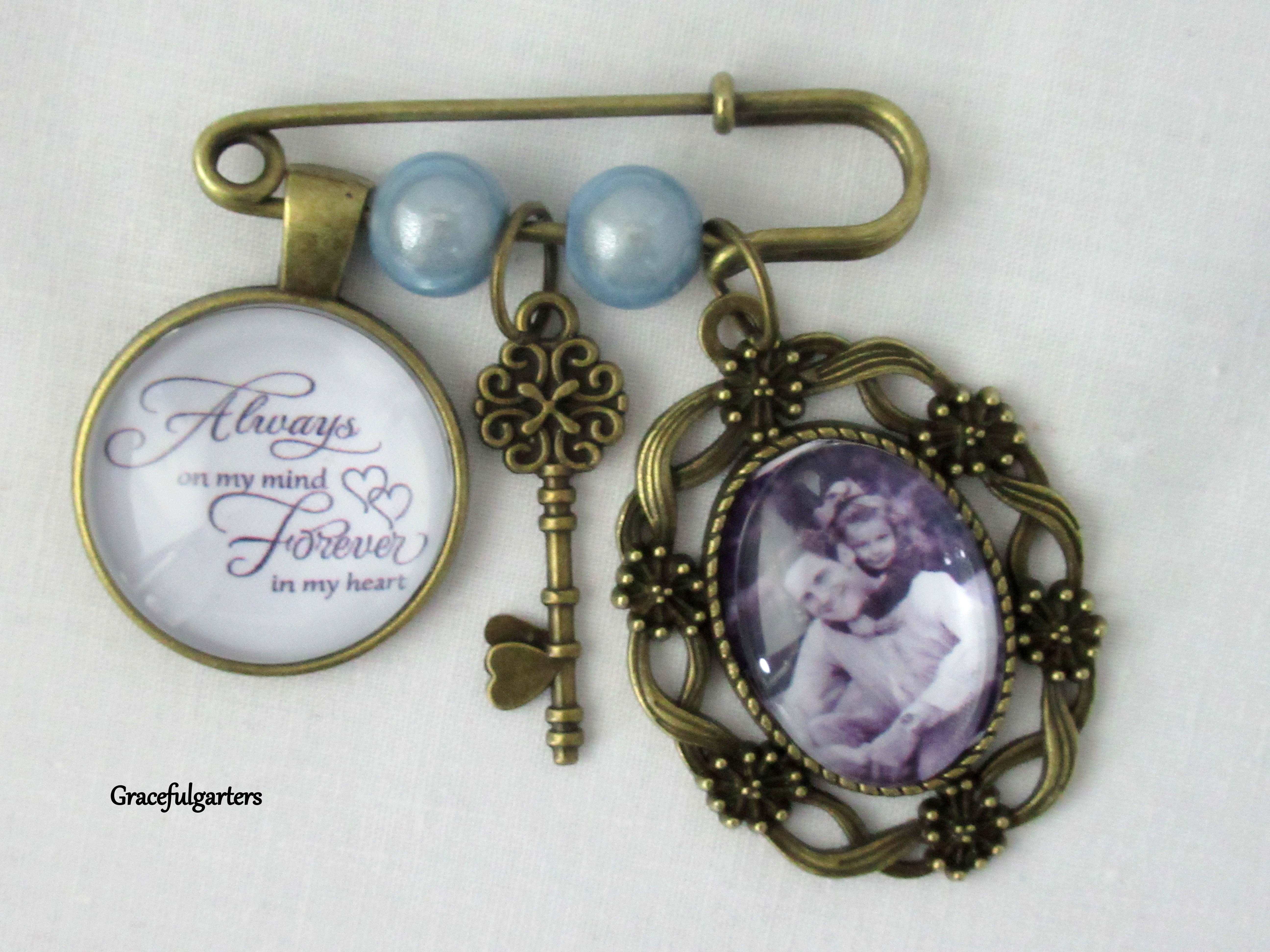 Memory Photo Charm Pin / Bridal Photo Bouquet Pin / Boutonniere Charm