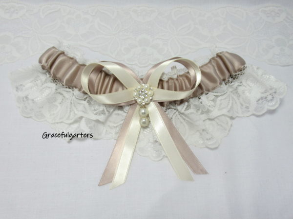 Vintage Inspired Pearl And Diamante Bridal Wedding Garter.