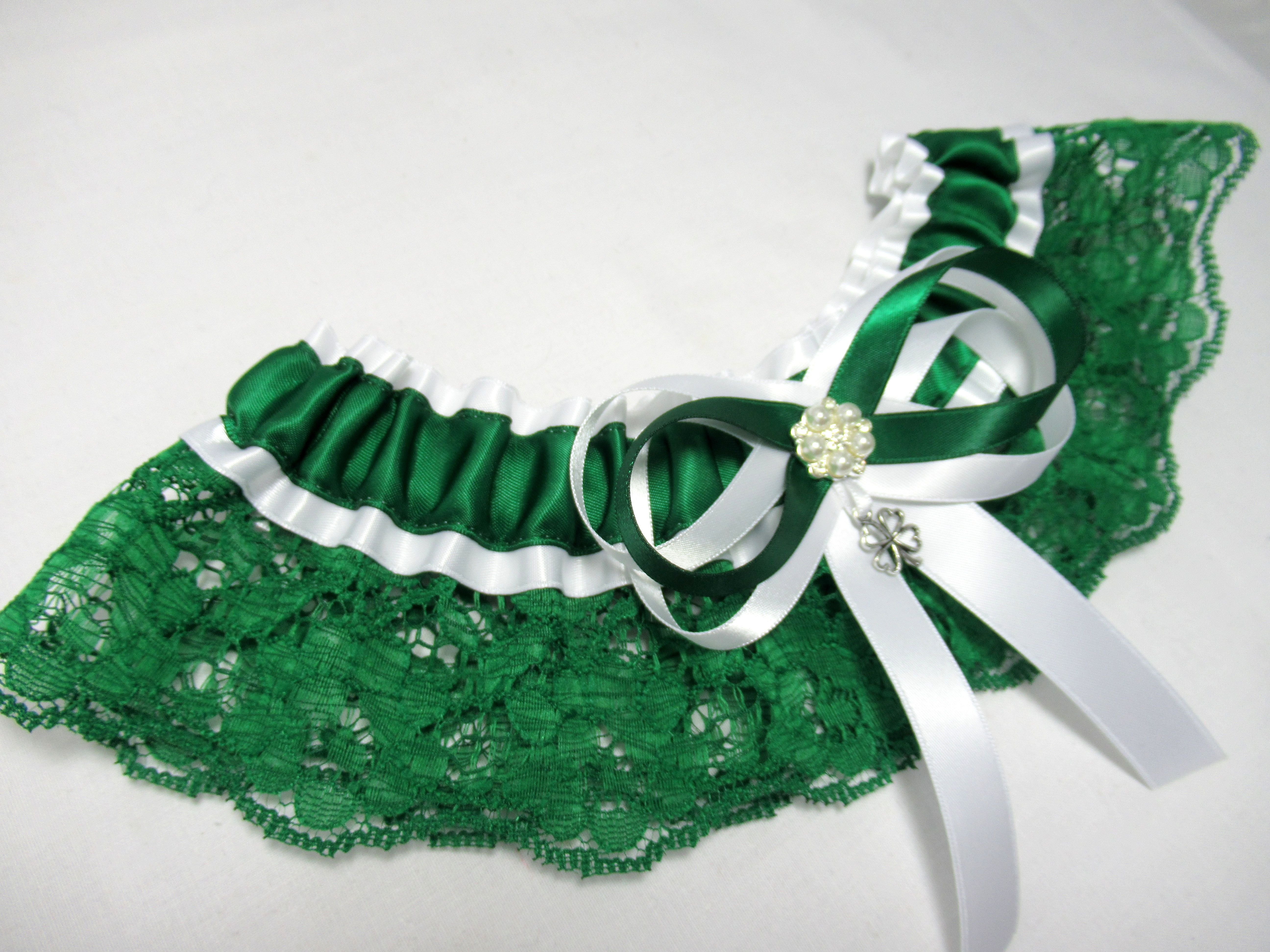 St Patricks Day Irish Clover Leaf Lace Bridal Wedding Garter