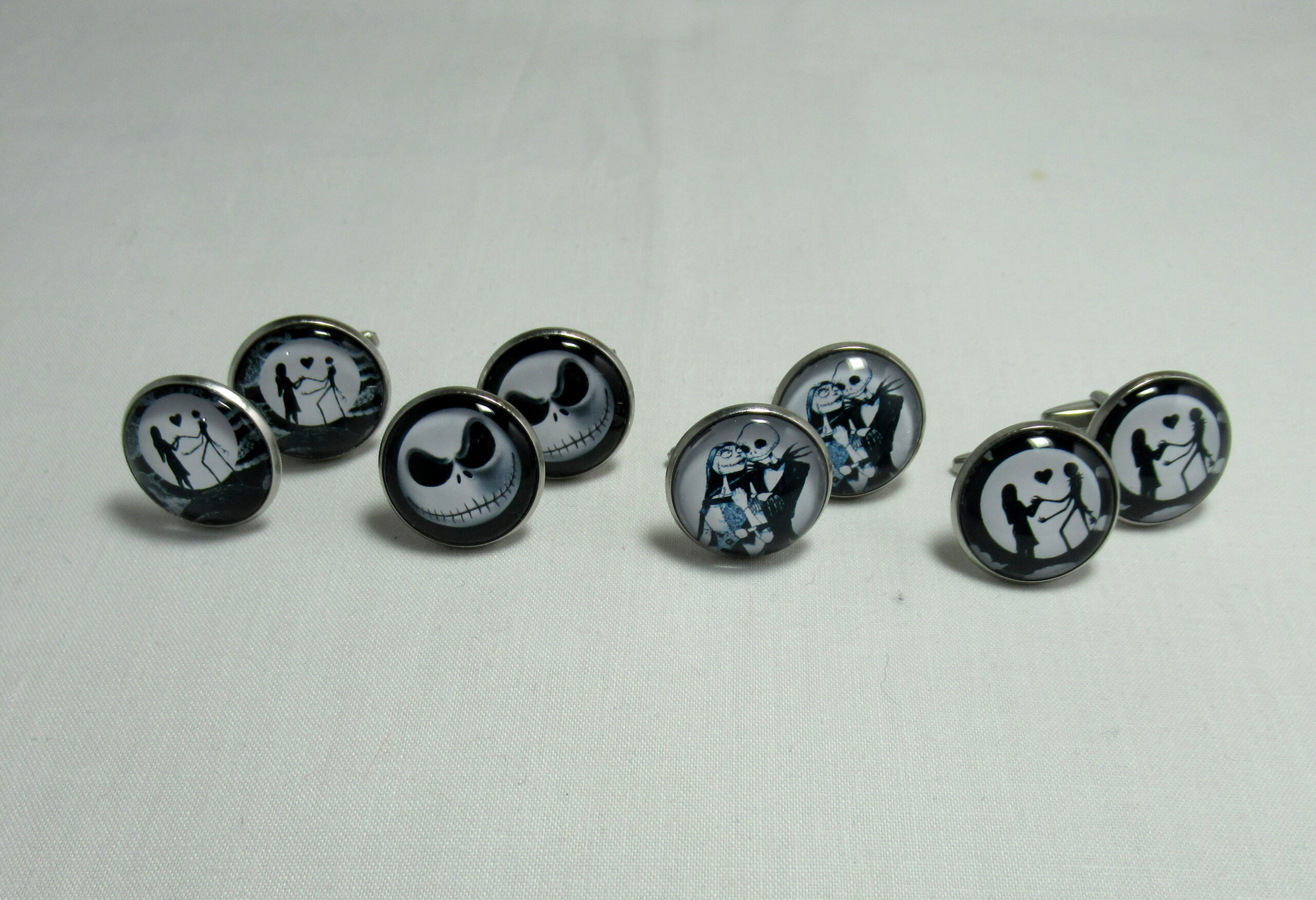 Jack & Sally Nightmare Before Christmas Themed Silver Coloured 20mm ...